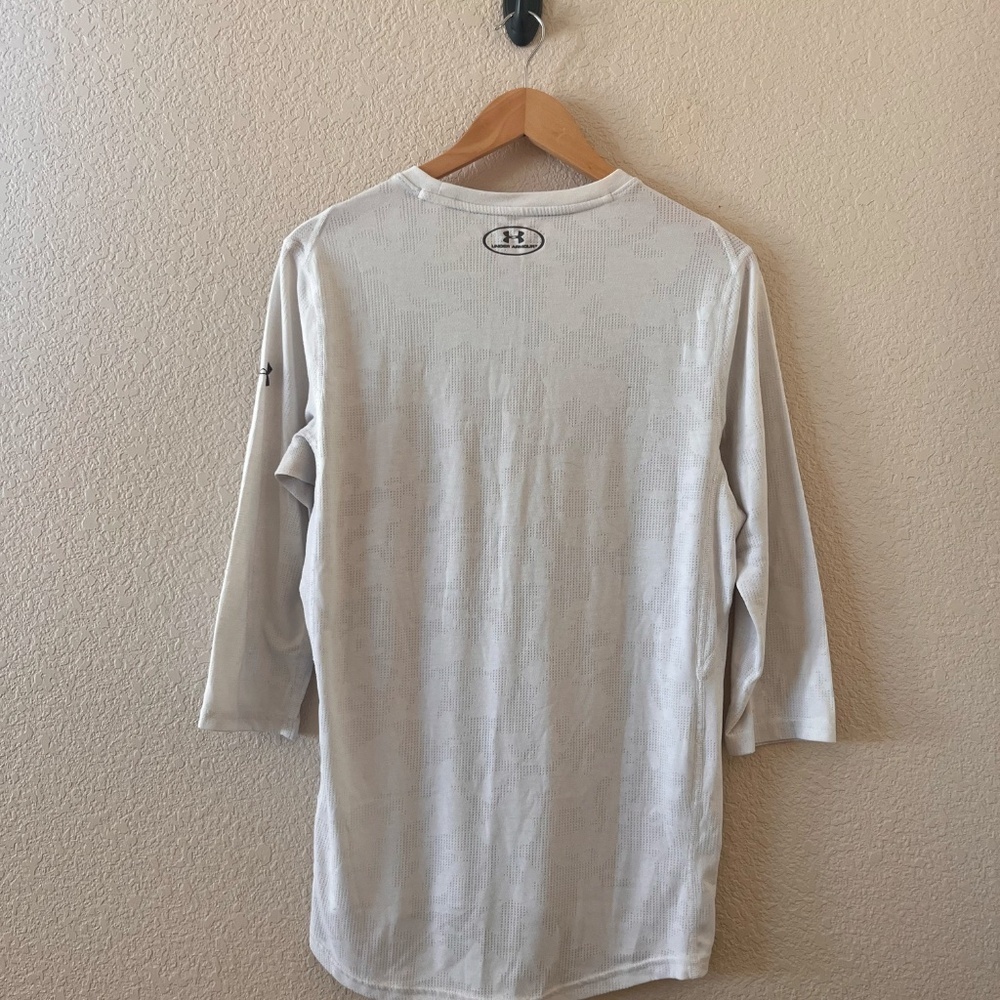 Under Armour Quarter Sleeve Performance T-shirt Undershirt - Picture 5 of 7